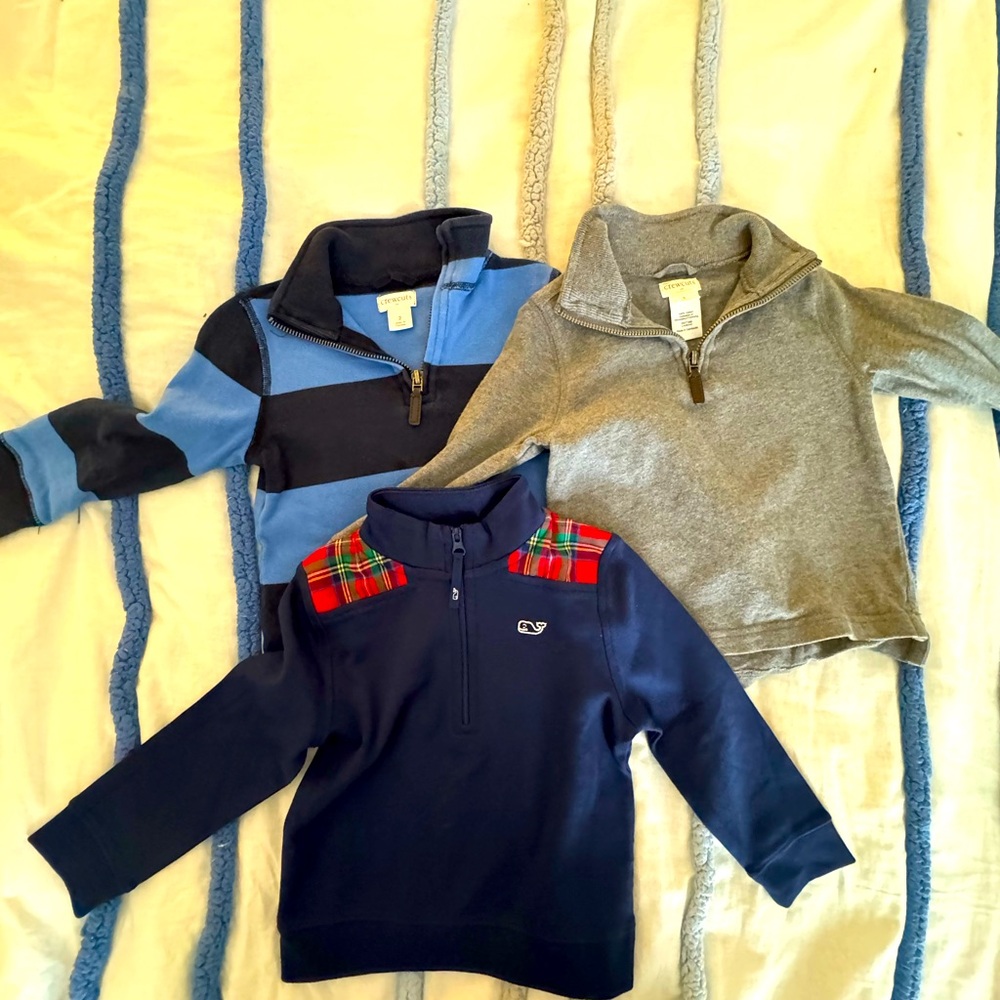 Lot of 2T Vineyard Vines pullover and two 2T Crewcuts quarter-zips.